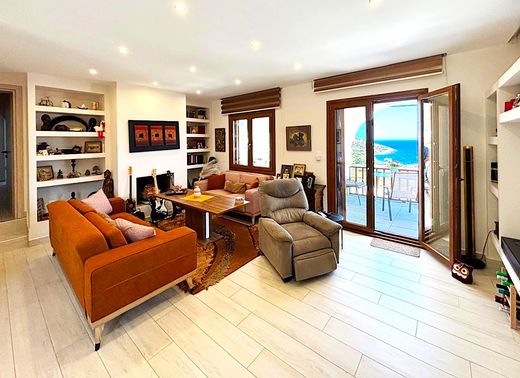 Villa in Keratéa, Nomarchía Anatolikís Attikís