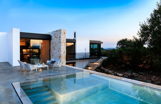 Villa Ostuni, Brindisi ilçesinde