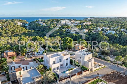 Villa in Cala Santanyí, Province of Balearic Islands