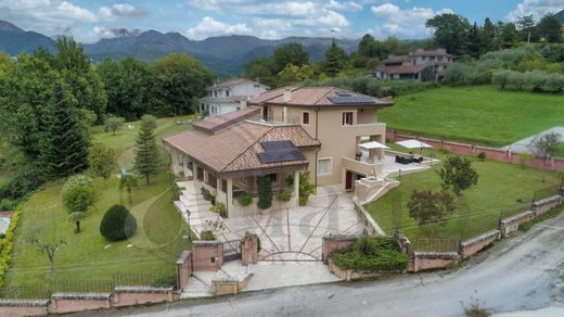 Villa - Villa Latina, Provincia di Frosinone