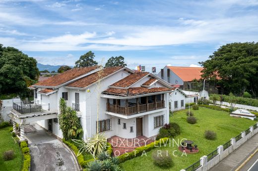Müstakil ev Heredia, Cantón de Heredia