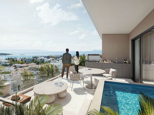 Penthouse w Voúla, Nomarchía Anatolikís Attikís