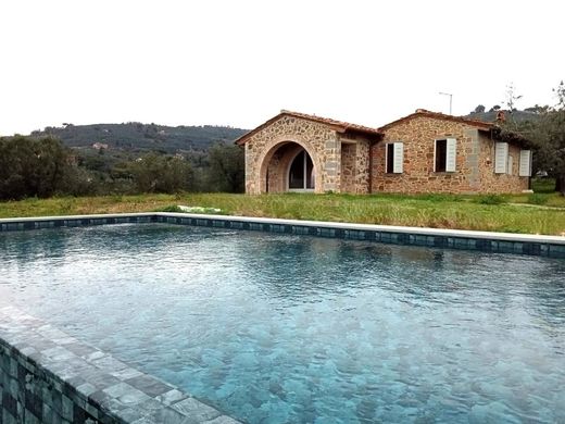 Rural or Farmhouse in Vinci, Florence