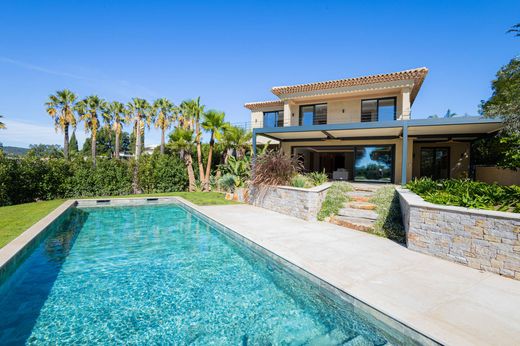 Luxe woning in Sainte-Maxime, Var