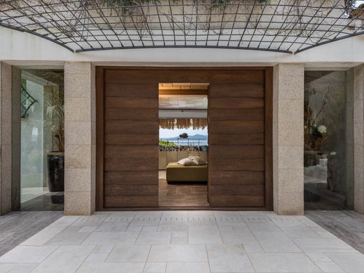 Вилла, Порто Черво, Provincia di Sassari