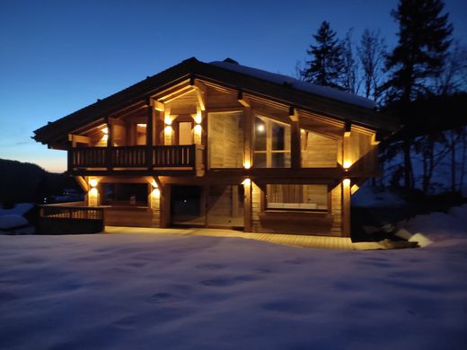 Chalet a La Clusaz, Savoia