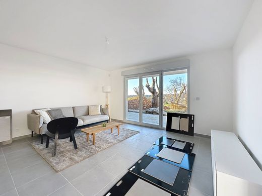 Apartment / Etagenwohnung in Nizza, Alpes-Maritimes