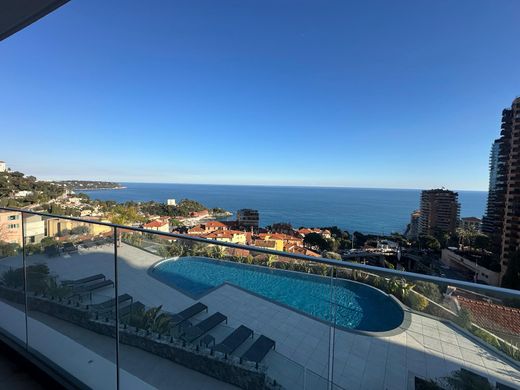 Apartment / Etagenwohnung in Roquebrune-Cap-Martin, Alpes-Maritimes