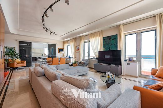 Appartement in Genua, Provincia di Genova