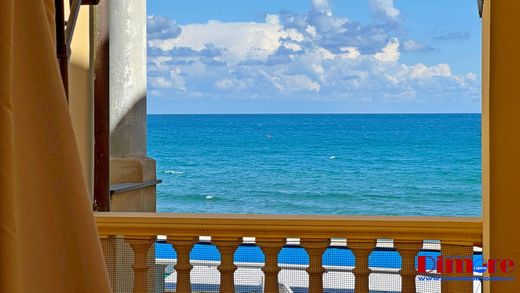 Appartamento a Alassio, Savona