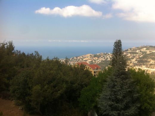 Villa Ghazîr, Mohafazat Mont-Liban