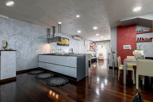 ‏וילה ב  רומא, Lazio