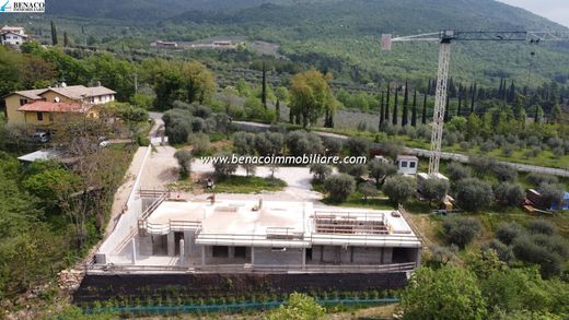 Villa in Costermano, Provincia di Verona