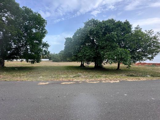 ‏קרקע ב  La Romana, Provincia de La Romana