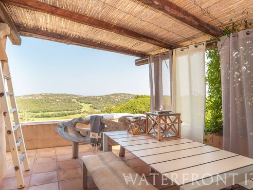 Квартира, Порто Черво, Provincia di Sassari