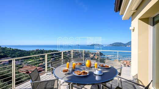 بنتهاوس ﻓﻲ Lerici, Provincia di La Spezia