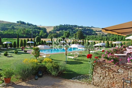 Villa in San Gimignano, Province of Siena