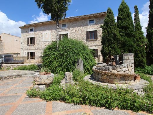 Villa in Lloseta, Province of Balearic Islands