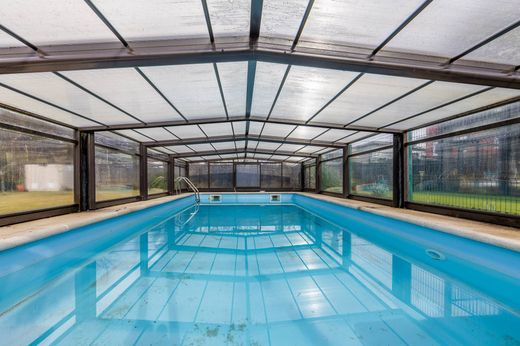 Detached House in Oleiros, Provincia da Coruña