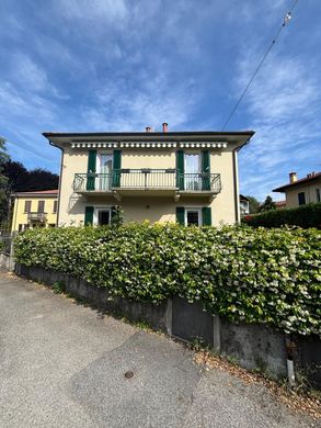 Terraced house in Verbania, Piedmont