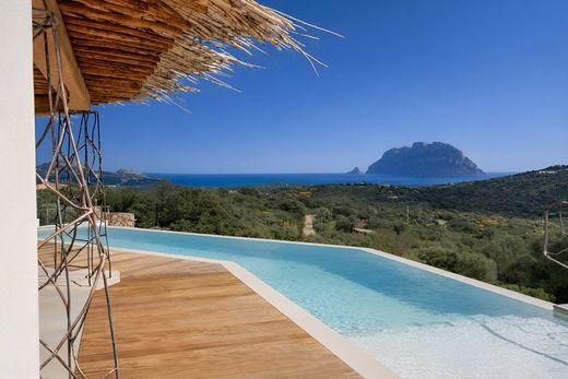 Villa in Loiri Porto San Paolo, Provincia di Sassari