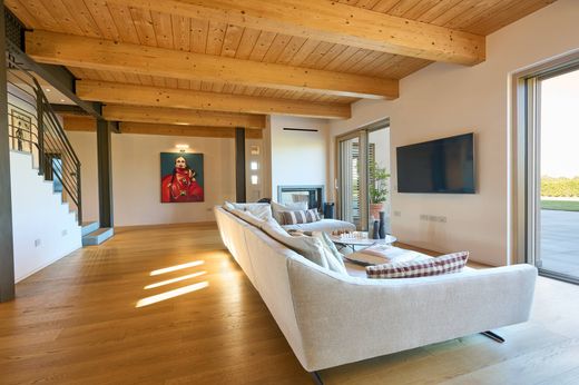 Villa in Santa Croce sull'Arno, Province of Pisa