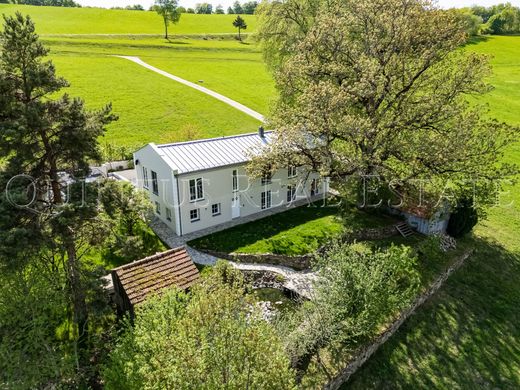 Einfamilienhaus zu verkaufen in Schöllnach