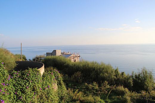Ventimiglia, Provincia di Imperiaのヴィラ