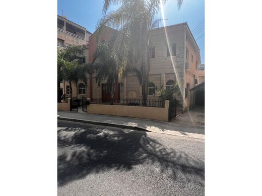 Luxury home in Neapoli, Lemesós