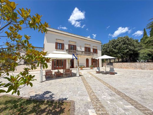 Villa in Ostuni, Provincia di Brindisi