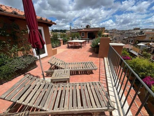 Penthouse in Rome, Latium