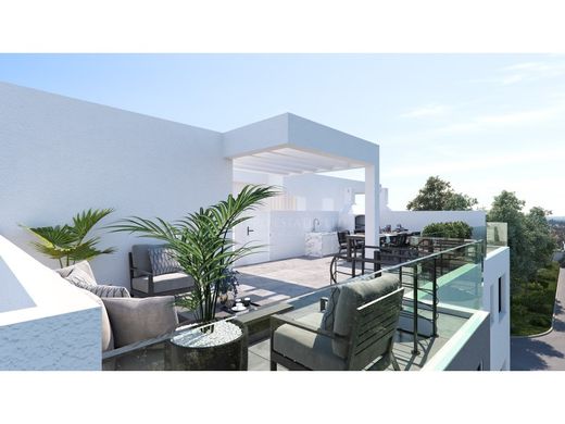 Piso / Apartamento en Aradíppou, Eparchía Lárnakas