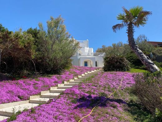 Villa in Sabaudia, Provincia di Latina