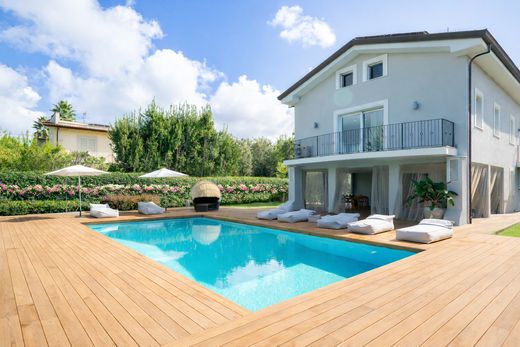 Villa in Forte dei Marmi, Provincia di Lucca