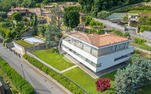 Villa a Brescia, Lombardia