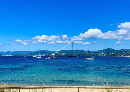 サントロペ, Varのアパートメント