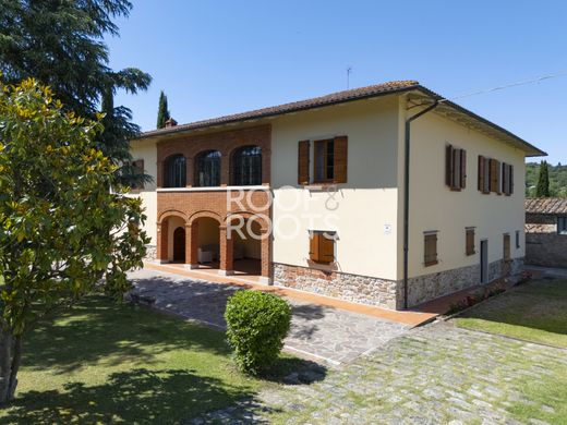 Villa Pergine Valdarno, Arezzo ilçesinde