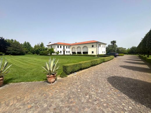 Villa in Cadoneghe, Padua