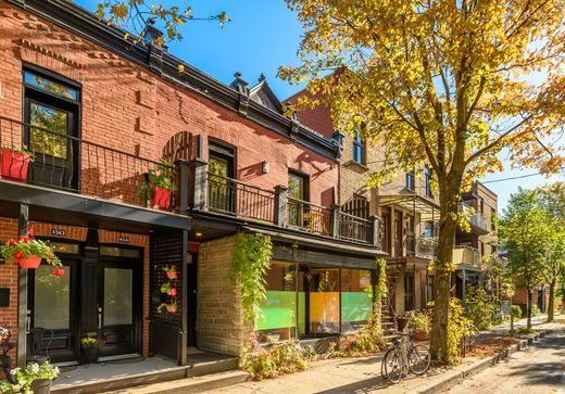 Cottage in Montreal, City of Montréal