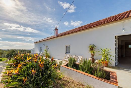 Vrijstaand huis in Melides, Grândola
