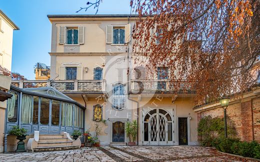 トリノ, Torinoのヴィラ