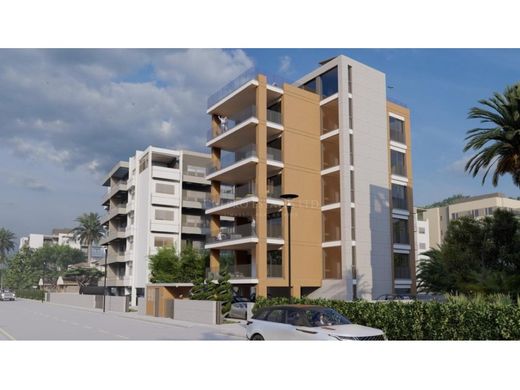 Apartment / Etagenwohnung in Germasógeia, Limassol District