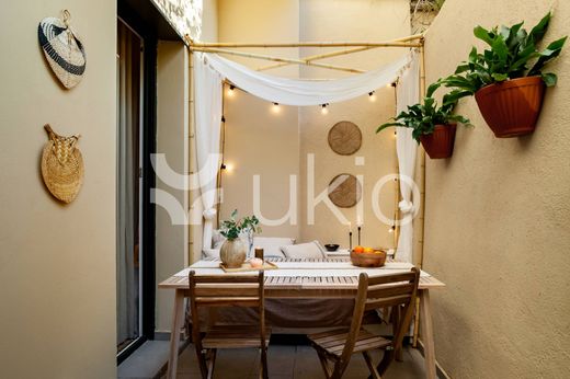 Apartment / Etagenwohnung in Barcelona, Provinz Barcelona