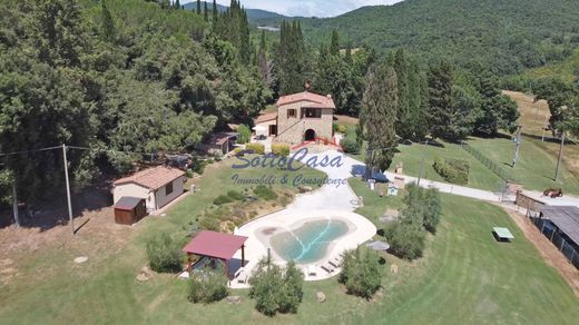 Country House in Monteverdi Marittimo, Pisa