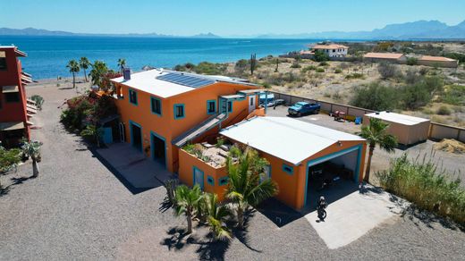Einfamilienhaus in Loreto, La Paz