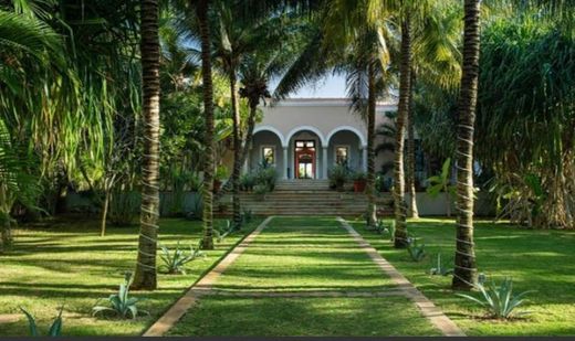Luxus-Haus in Puerto Aventuras, Solidaridad