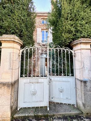 Demeure ou Maison de Campagne à Beaune, Côte-d'Or