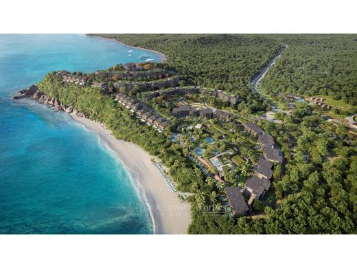 Luxe woning in Sardinal, Carrillo