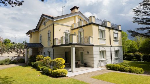Villa a Villa Opicina, Trieste