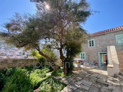 Detached House in Hydra, Nomós Piraiós